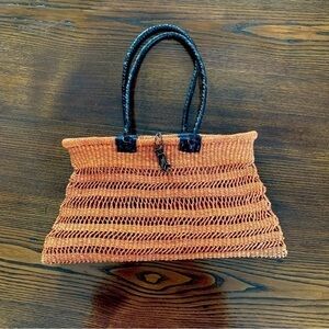 Wicker hand bag